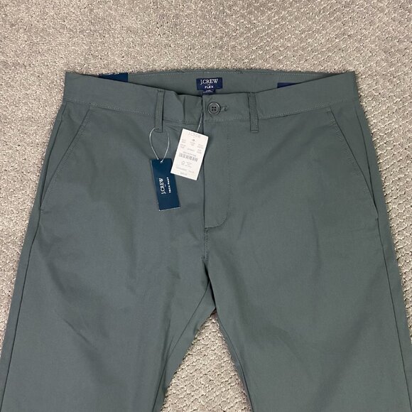 J. CREW Tech Pants Men's 31 x 30 Fits 33.5 x 29.5 Slim Fit Gray Chino Flex AA712 - Picture 2 of 15